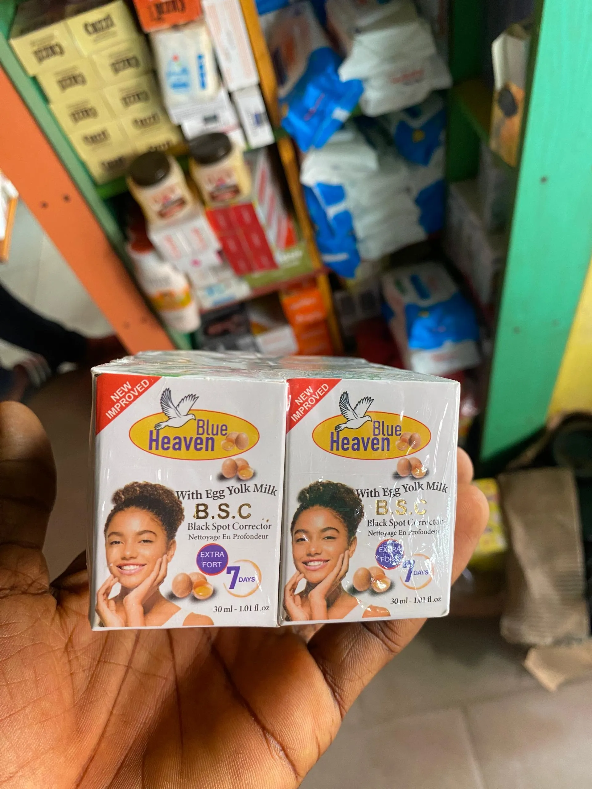 BLUE HEAVEN BLACK SPOT CORRECTOR