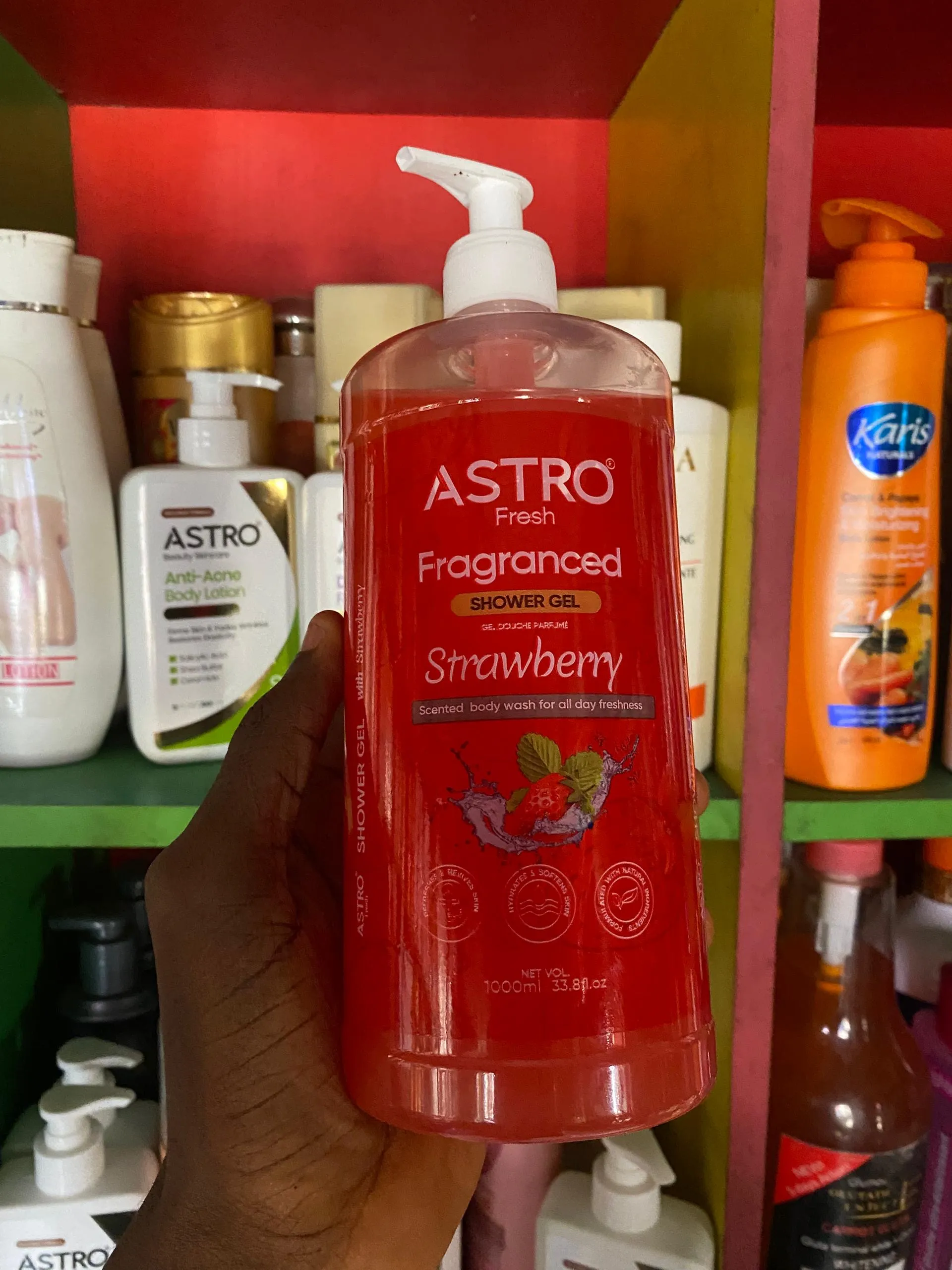 ASTRO FRESH STRAWBERRY FRAGRANCE SHOWER GEL