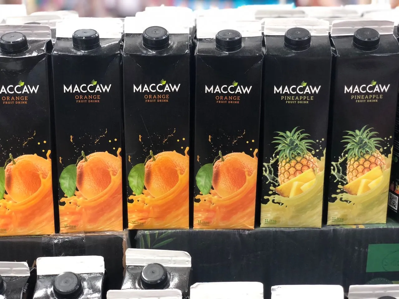 Maccaw Fruit Juice